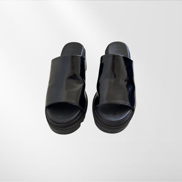 Chunky Platform Mule Sandal - Picture 3 of 10